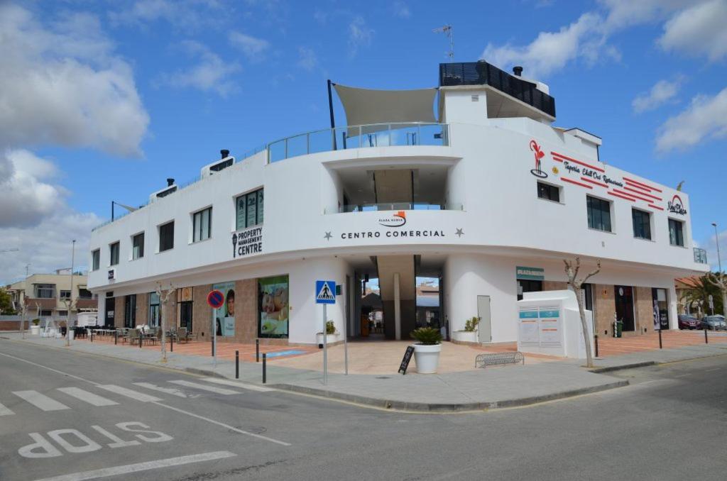 Beautiful Two Bedroom Apartment Next To The Beachfront Torre de la Horadada Luaran gambar